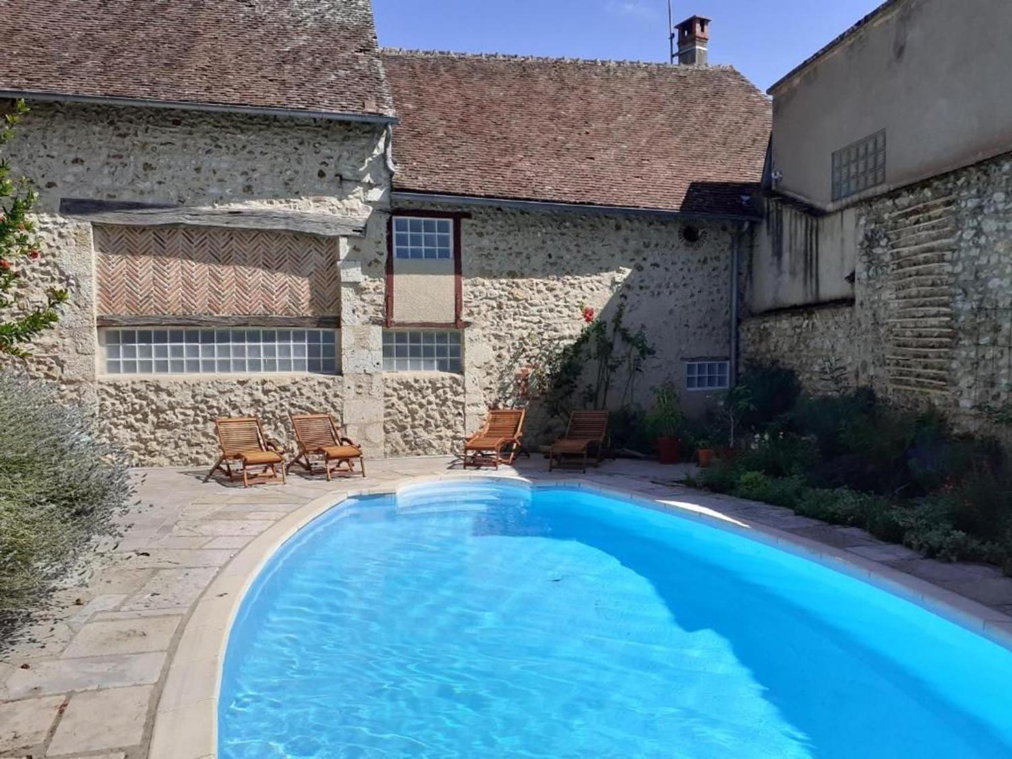 לינה וארוחת בוקר Ousson-sur-Loire Chambre Double Avec Piscine Et Table D'Hotes Pres De La Loire - Fr-1-590-466 מראה חיצוני תמונה